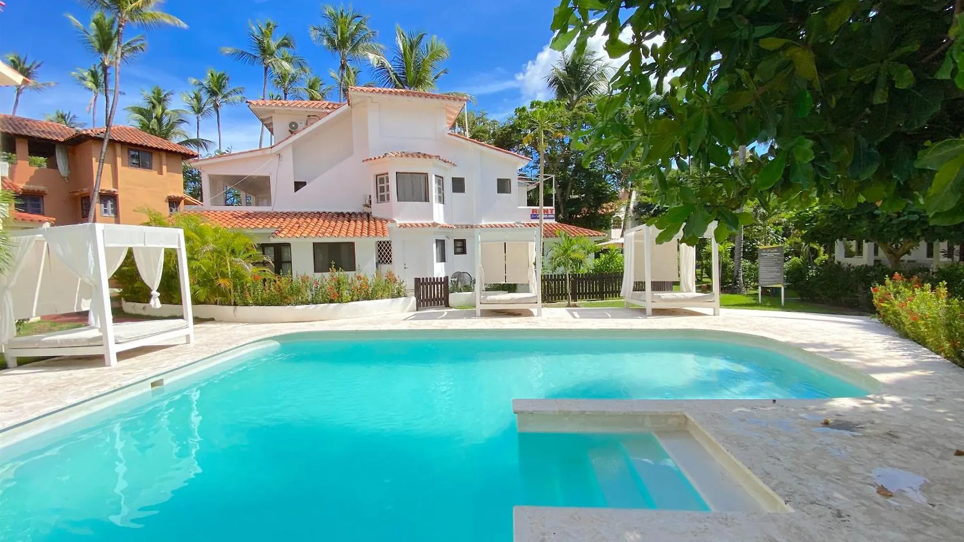 ***** Hotel Los Corales Villas And Suites - Beach Club, Spa, Restaurants Punta Cana Dominican Republic