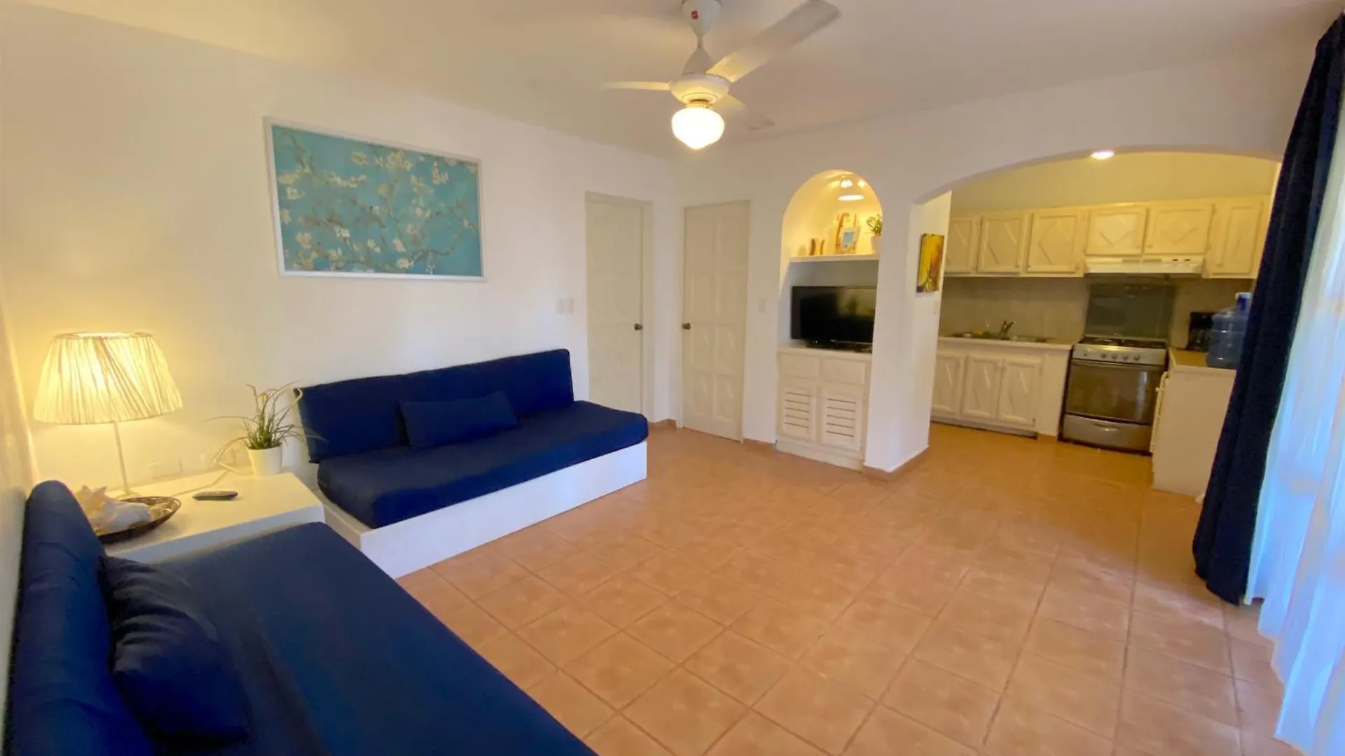 Los Corales Villas And Suites - Beach Club, Spa, Restaurants Punta Cana Hotel