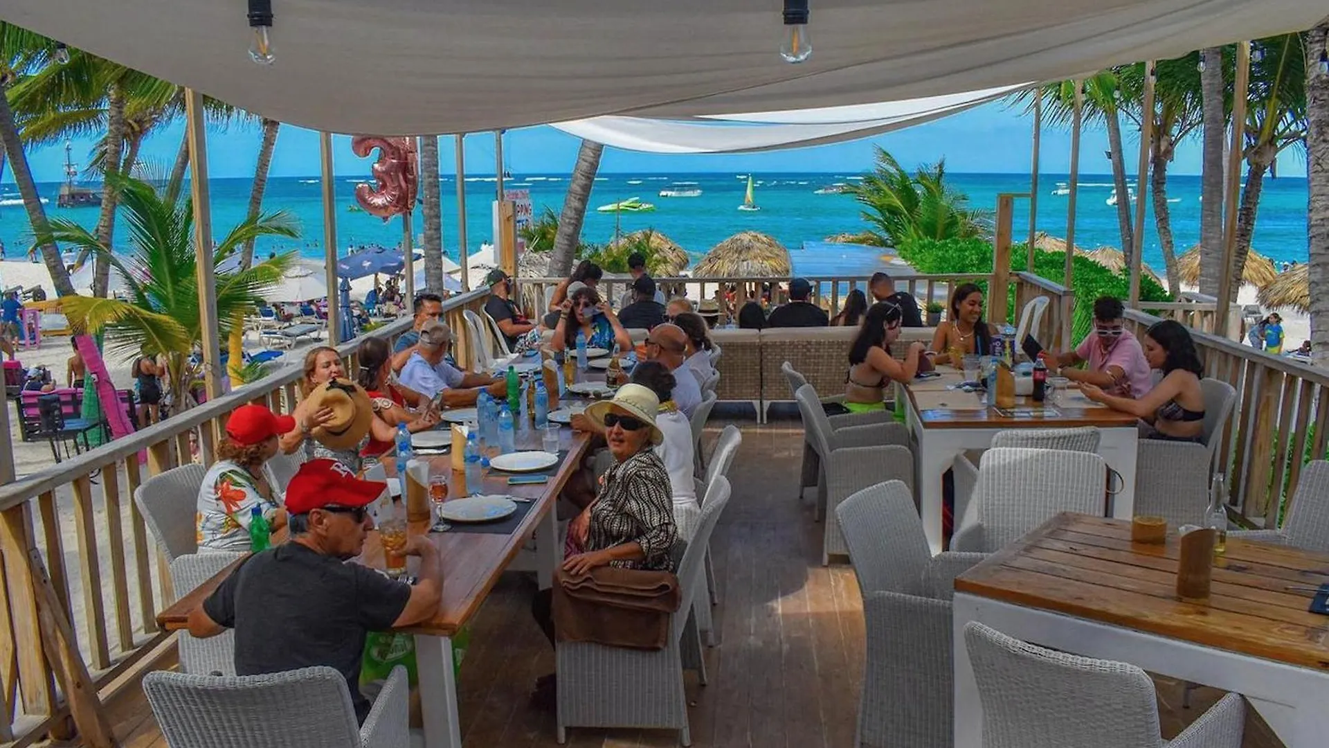 Los Corales Villas And Suites - Beach Club, Spa, Restaurants بونتا كانا