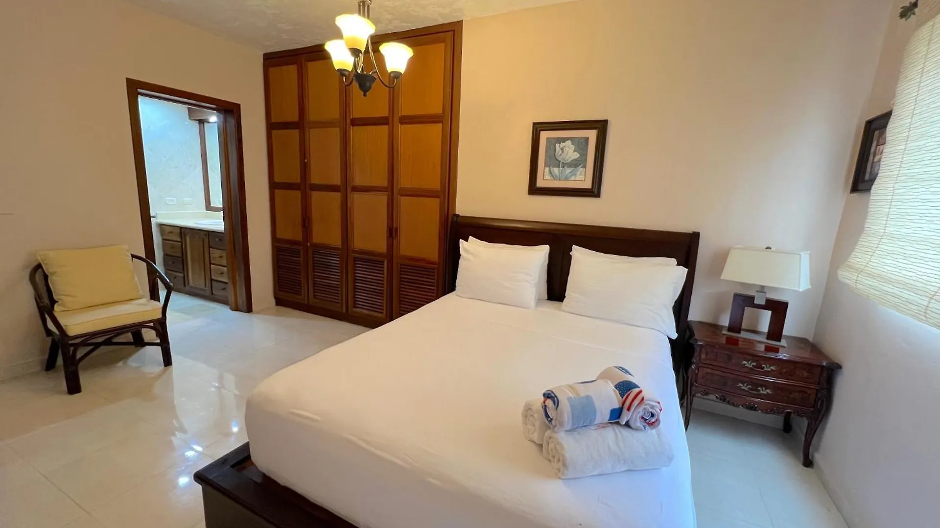 Los Corales Villas And Suites - Beach Club, Spa, Restaurants بونتا كانا 5*,