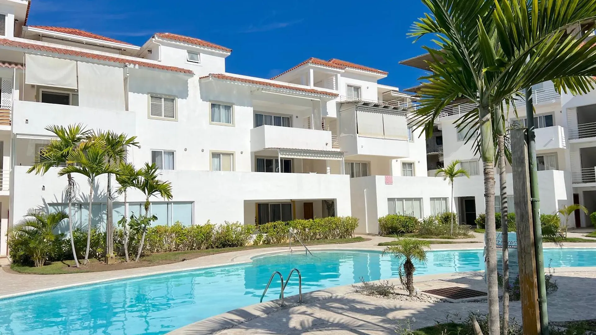 Los Corales Villas And Suites - Beach Club, Spa, Restaurants بونتا كانا 5*,