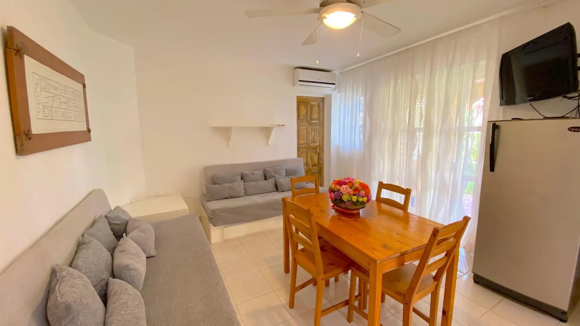 Los Corales Villas And Suites - Beach Club, Spa, Restaurants بونتا كانا