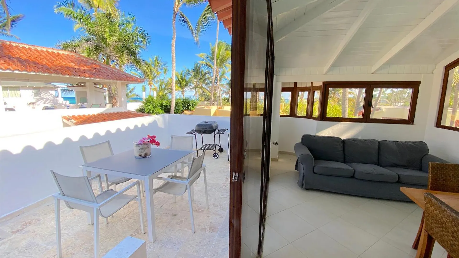 Los Corales Villas And Suites - Beach Club, Spa, Restaurants بونتا كانا